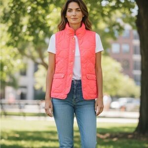 NWT J Crew woman’s neon Pink Quilted Vest size xs